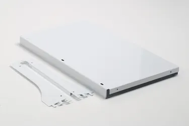 White Shelf with brackets