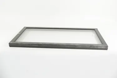 Puerta (con marco negro)