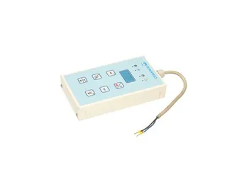 Caja de control con membrana y placa