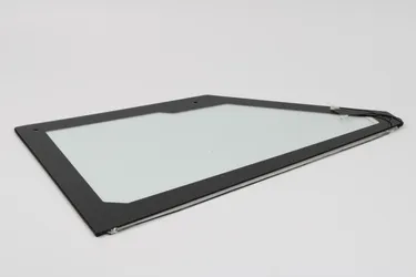 LH Side Glass (From Front)
