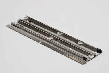 Compex Drawer Runner + Wheels Pair