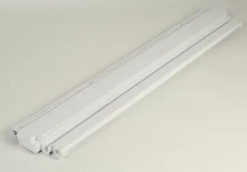 Frente piscina Plástico