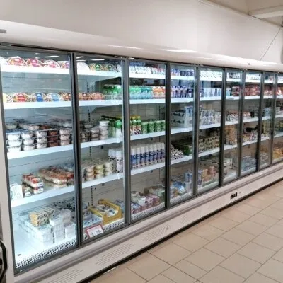 Prístenné vitríny 